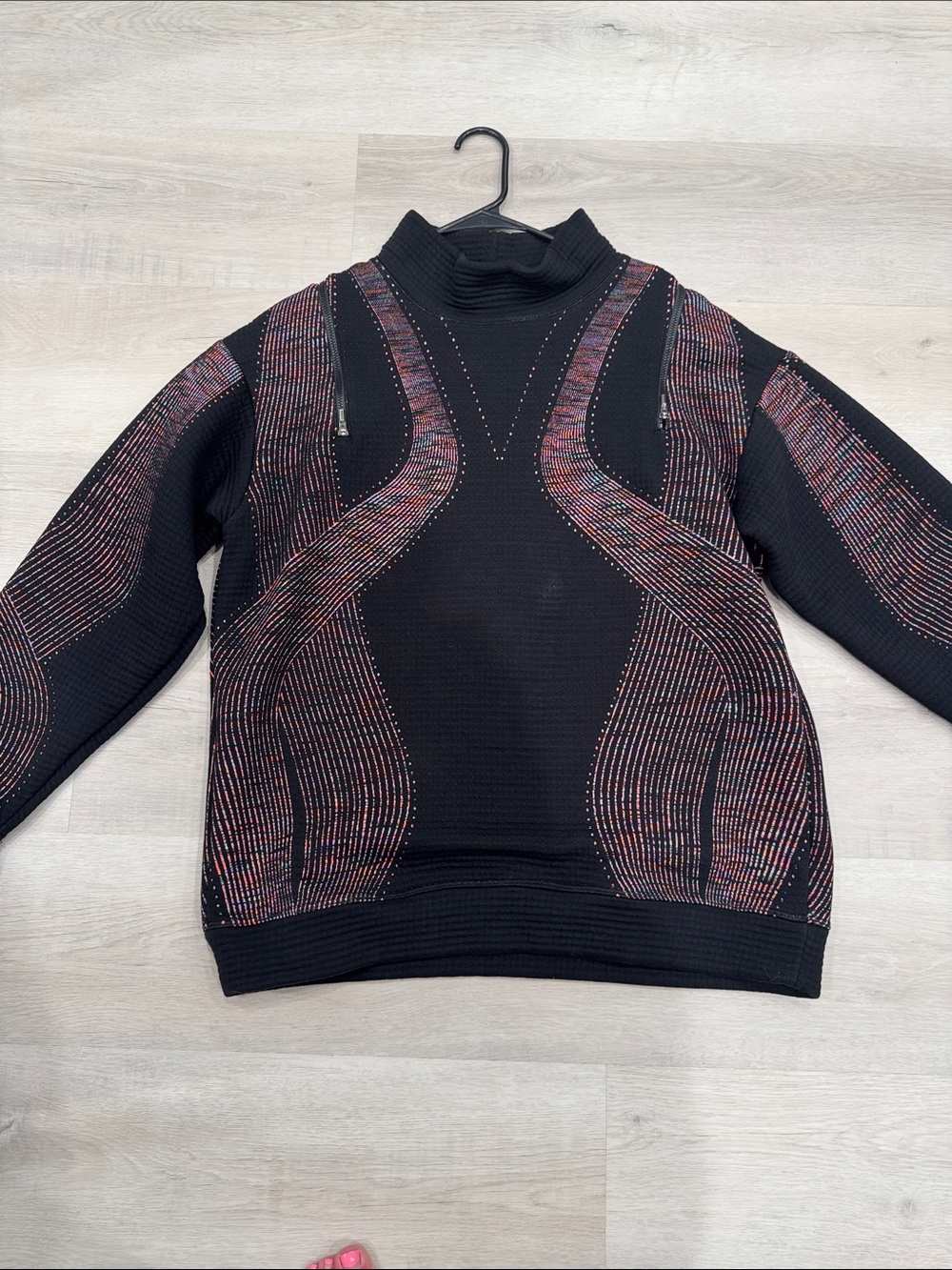 Nike Black Turtleneck Sweater zipper cold shoulder with Multi color Accent Waves